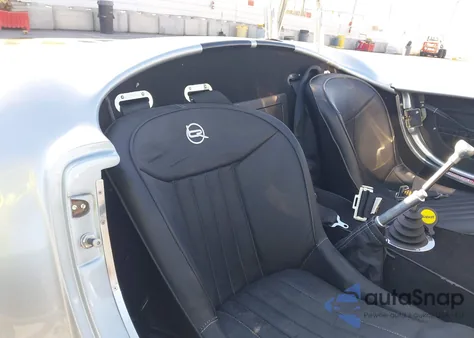 1965 Ford Cobra Kit from USA, damaged, VIN AE9BMAAH0J1MT1053